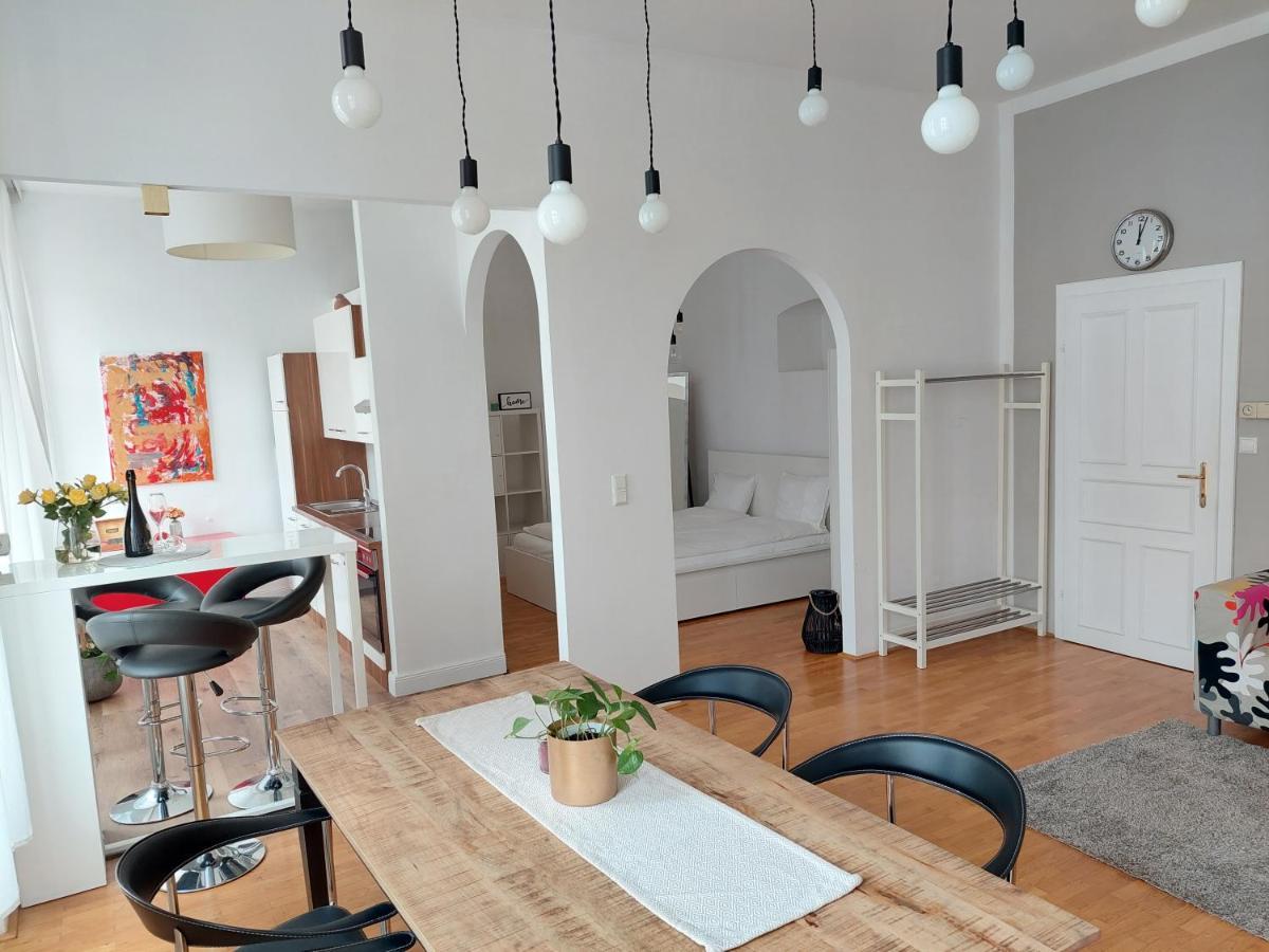 Apartment Charm