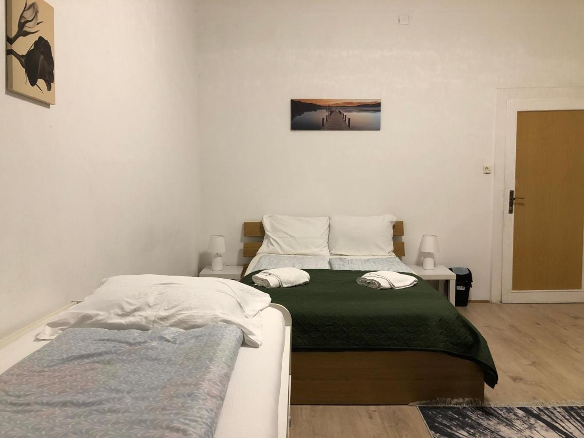 Apartment Convenient 3br Apt. Near Danube & Millenium Tower