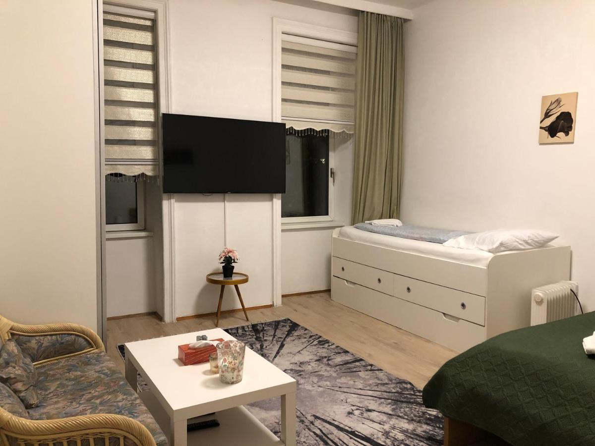 Apartment Convenient 3br Apt. Near Danube & Millenium Tower