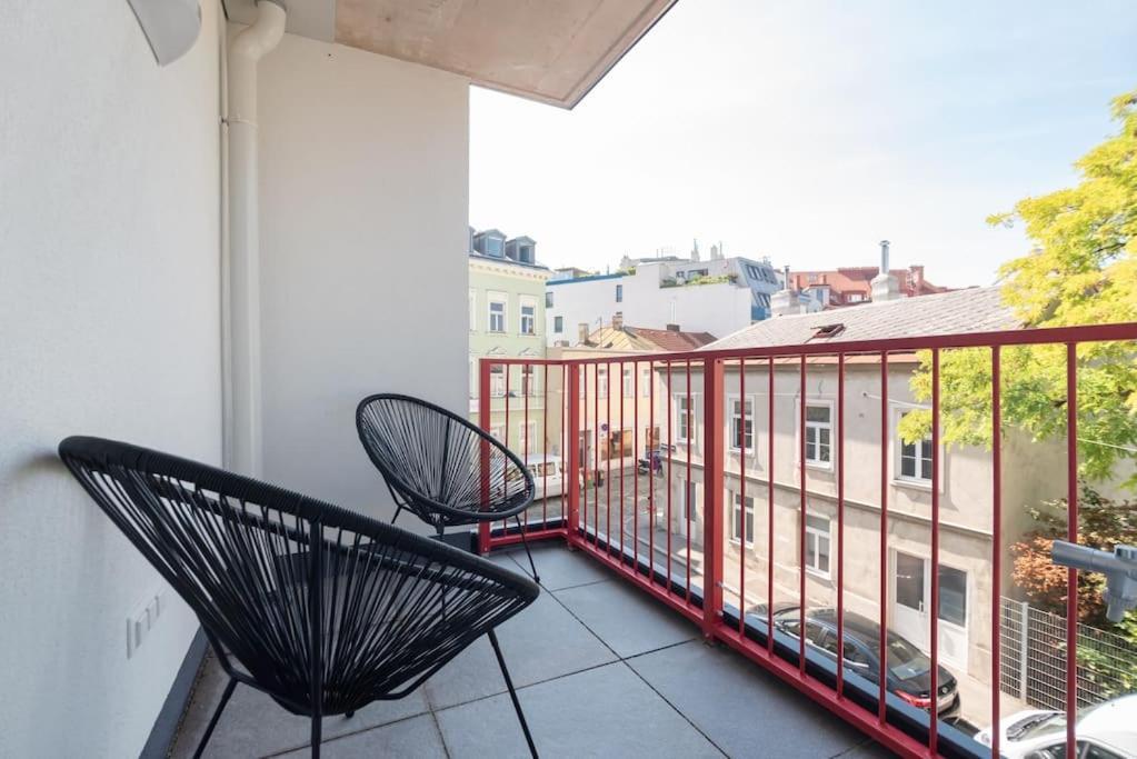 Gruene Und Zentrale Ruhelage Im Neubau Mit Balkon Apartamento *