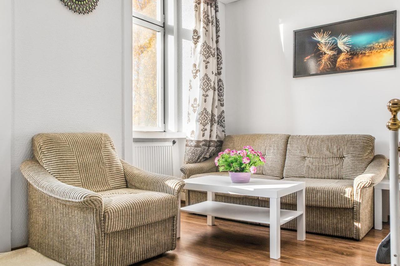Adorable 2br Apt. Near Millenium Tower And Danube Wien