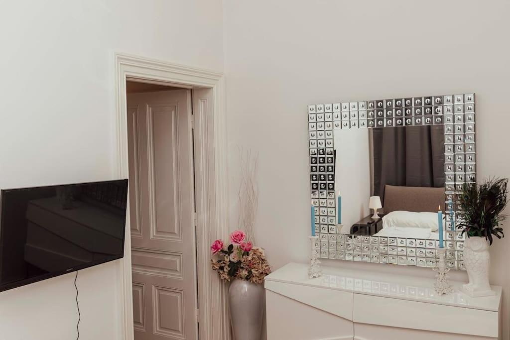 Modern Stylish Comfortable 2 Bedroom Apartment Vienna