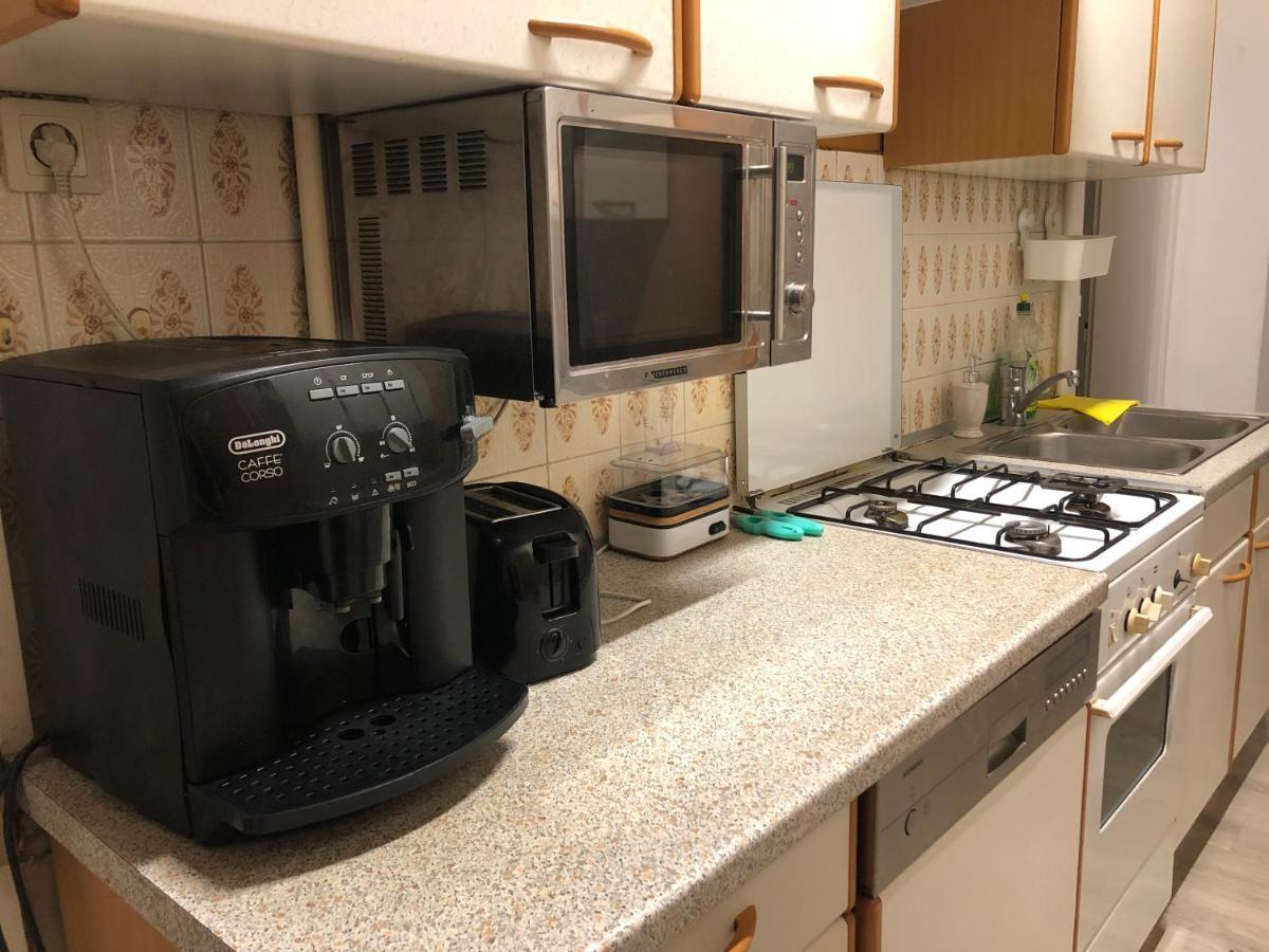 Apartment Convenient 3br Apt. Near Danube & Millenium Tower Wien