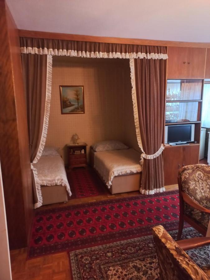 Ferienwohnung ,,wohnen Zu Grossmutter's Zeiten'' * Vienna