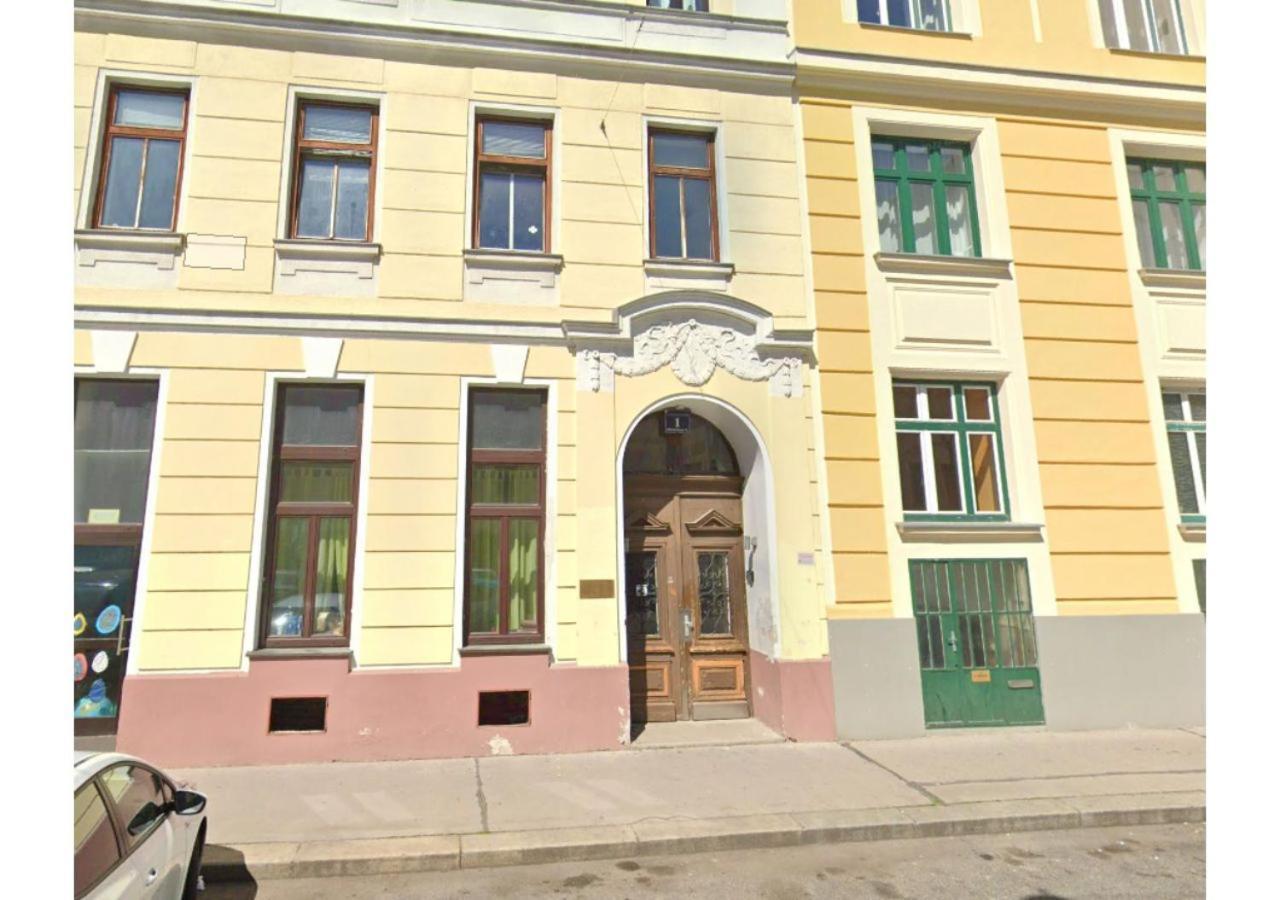 Apartment Convenient 3br Apt. Near Danube & Millenium Tower Wien