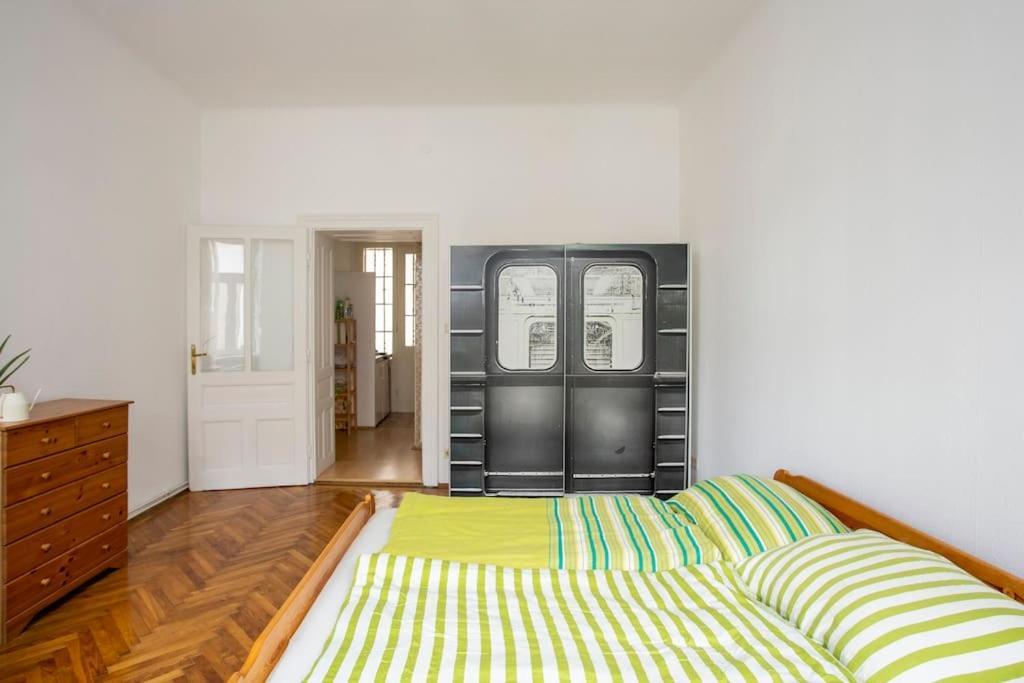 Vintage Living In The Heart Of Vienna. Viena