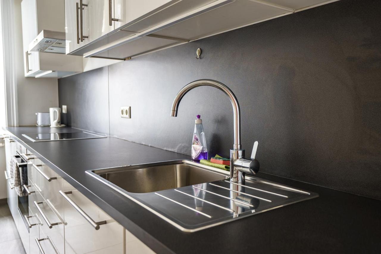 Central Living - Schoenbrunn Apartment *