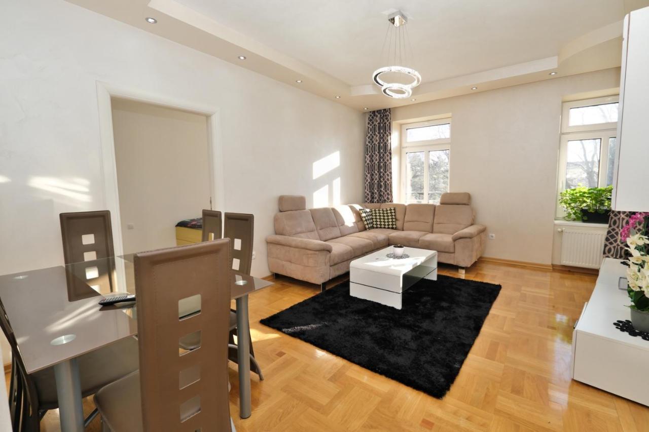 Lux Prestige Apartment