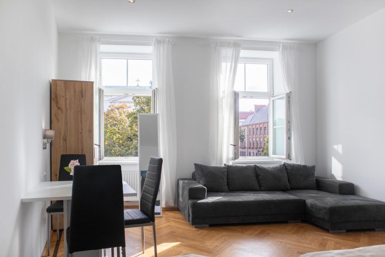 Apartment Superb 7br For 22 People Near Hauptbahnhof