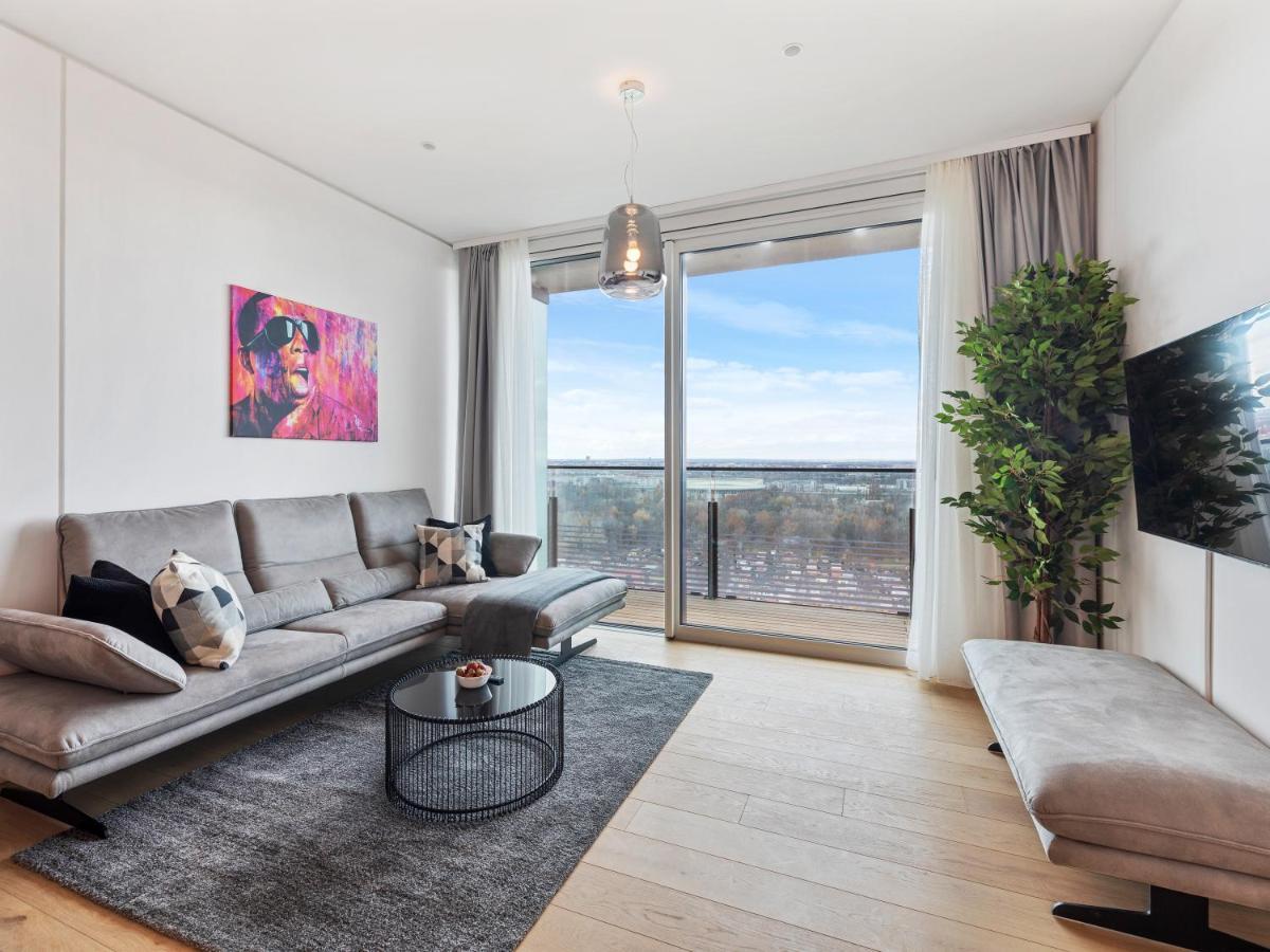 Sky9 District 3 Apartment