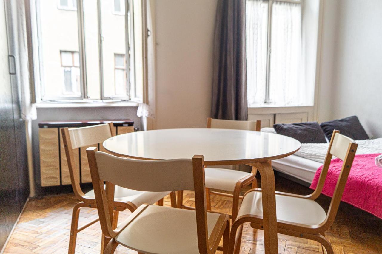 Apartment Stunning 2br Neighboring Apts.perfect For 8 Guests *