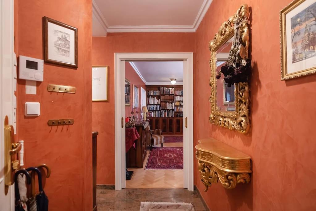 Klassisches Beim Stephansdom Apartment Vienna
