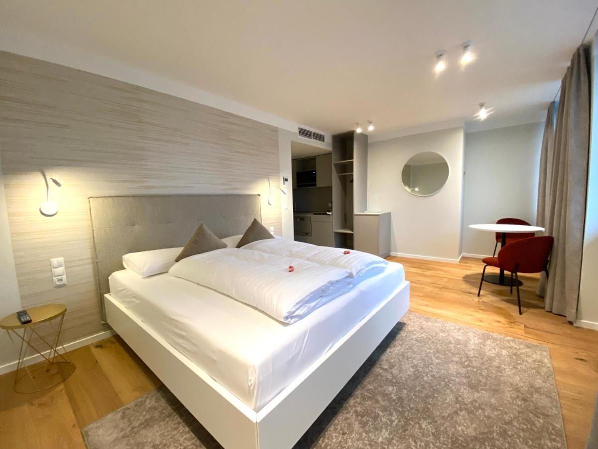 Blackhome I Contactless Check-in Aparthotel *