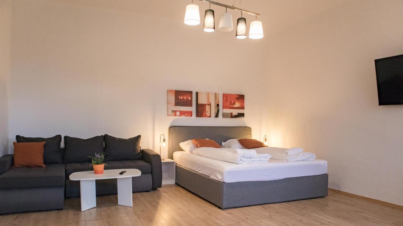 Roomy 2br Apt. Near Akh -perfect For Longstays Wien