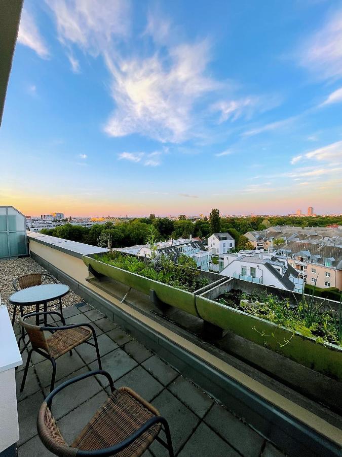 Schone Mit Dachterrasse