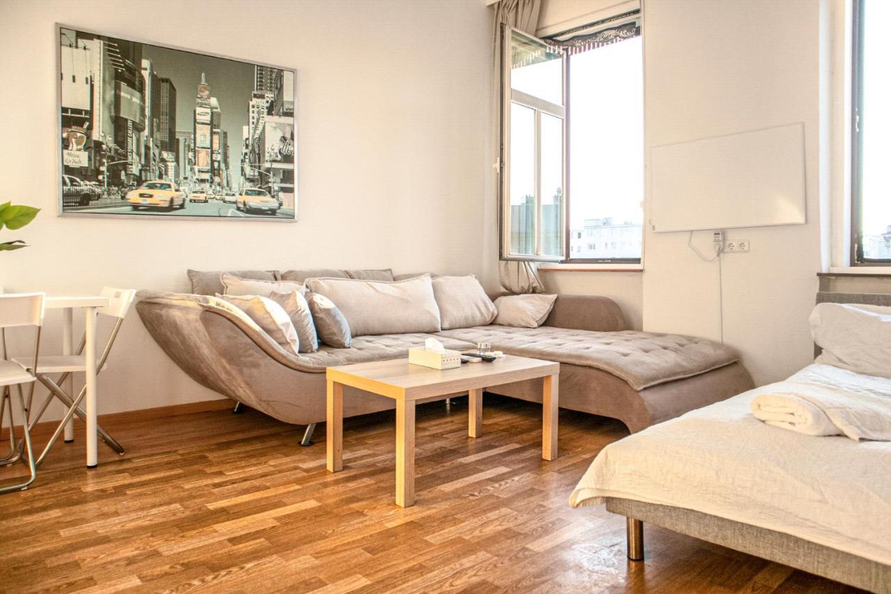Joyful 2br Shared Near Millenium Tower & Danube River Guest house *