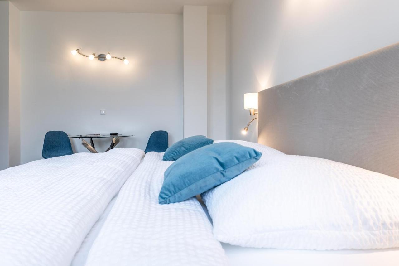 Cube Contactless Check In Apartment