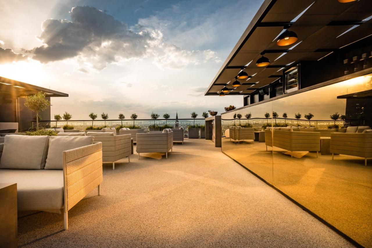Hotel Mooons 4*