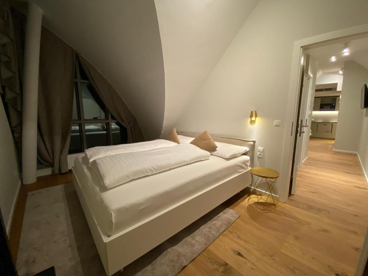 Blackhome I Contactless Check-in Aparthotel *