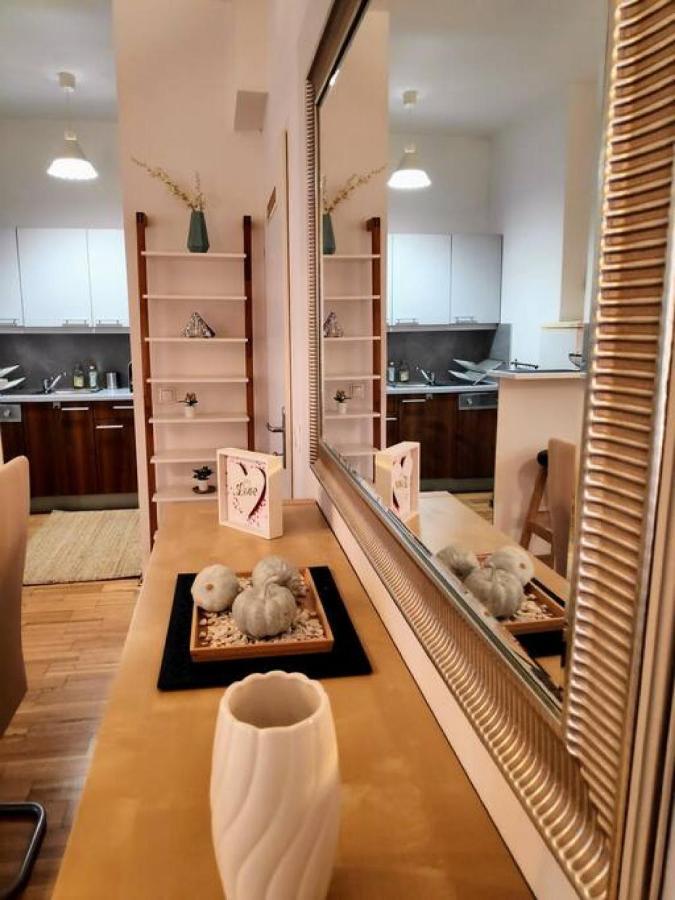 Nd Exquisites Wundervolles Ruhiges Terrassenapartment Mit Garage Apartamento *