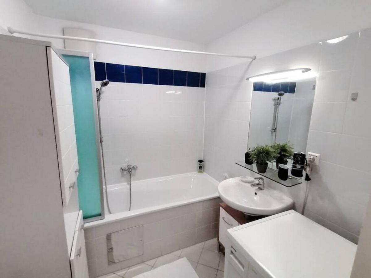 Nd Exquisites Wundervolles Ruhiges Terrassenapartment Mit Garage Apartamento *