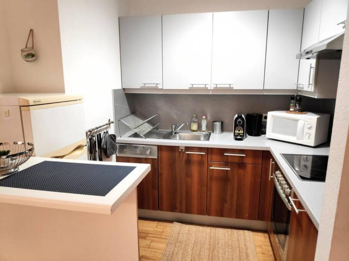 Nd Exquisites Wundervolles Ruhiges Terrassenapartment Mit Garage Apartamento *
