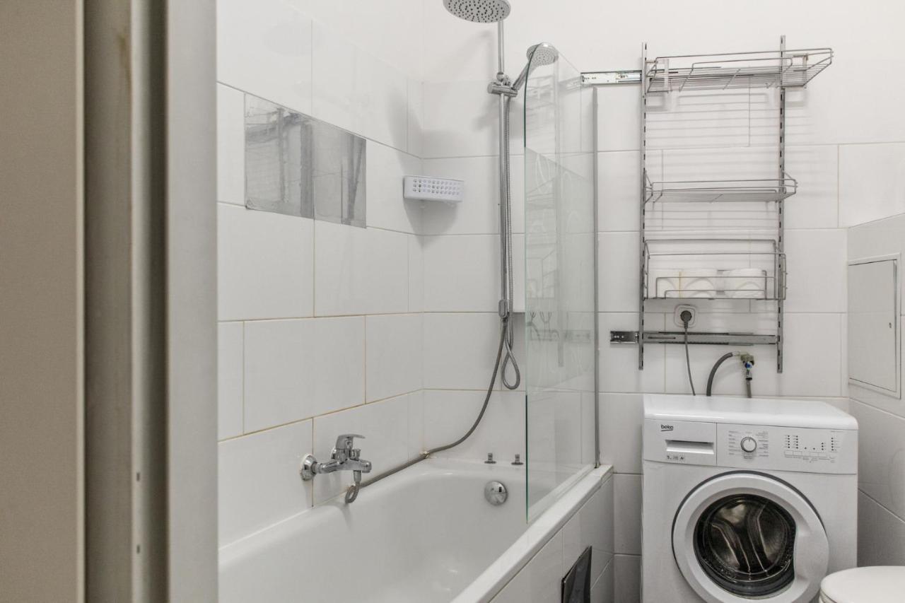Joyful 2br Shared Near Millenium Tower & Danube River * Vienna