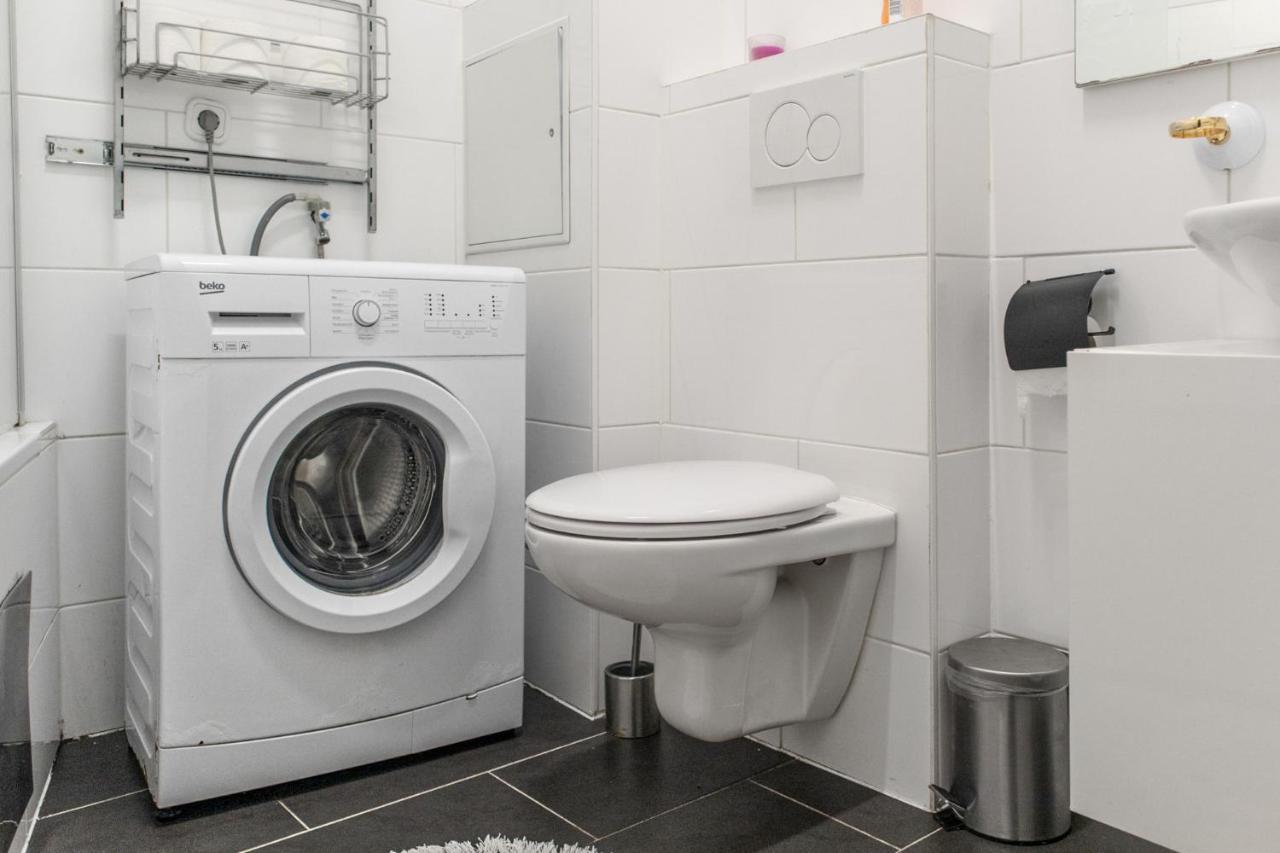 Joyful 2br Shared Near Millenium Tower & Danube River Vienna