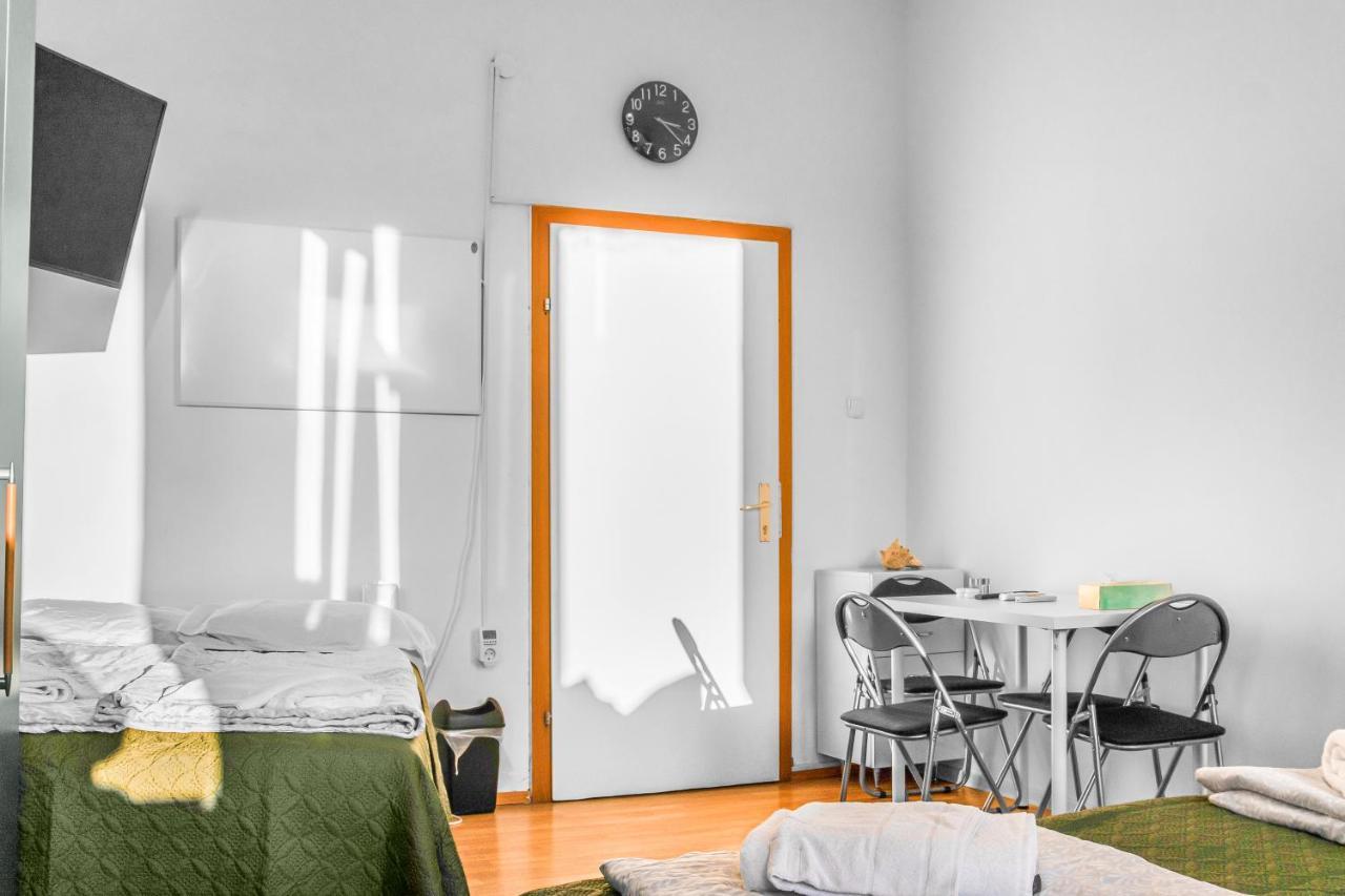Joyful 2br Shared Near Millenium Tower & Danube River Vienna