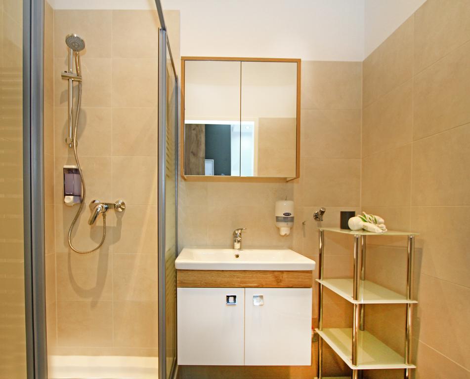 Christiano Hauptbahnhof | Contactless Check-in Apartment *