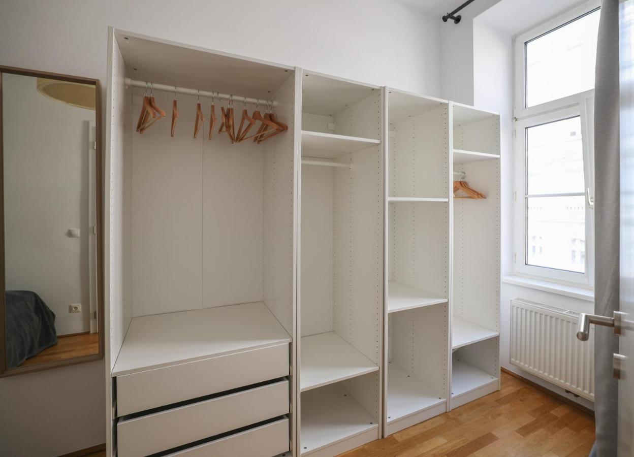 Easy Flat Margareten * Viena