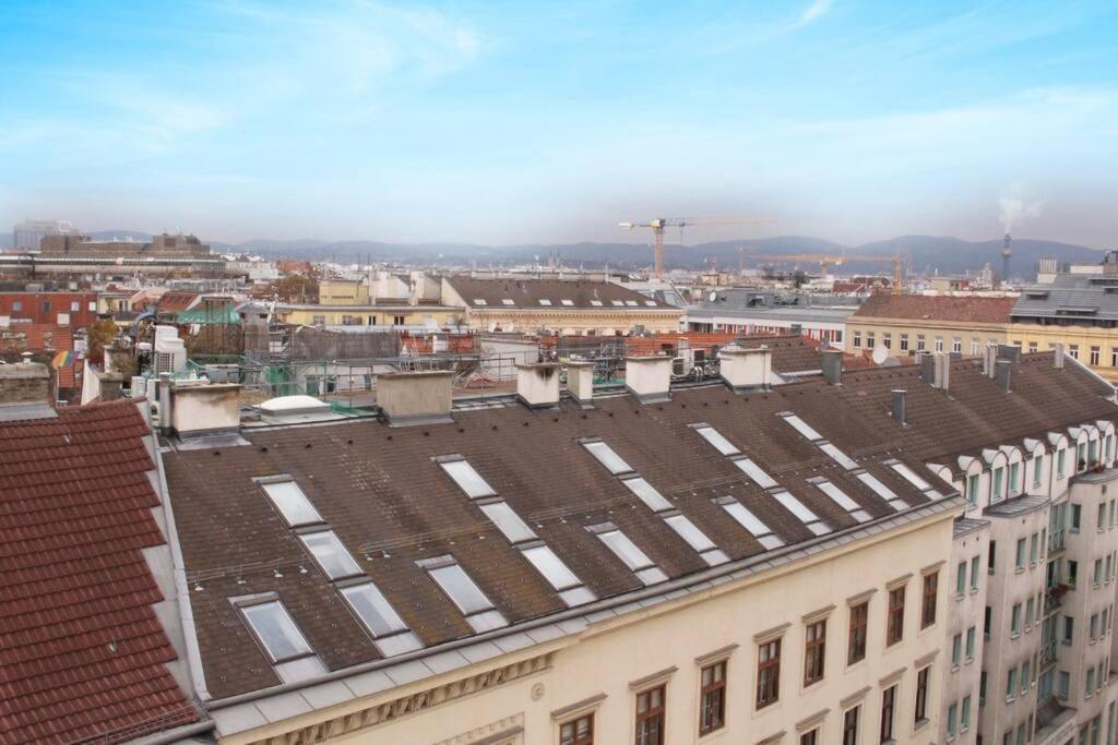 Orestaliving - View Of Apartment Vienna