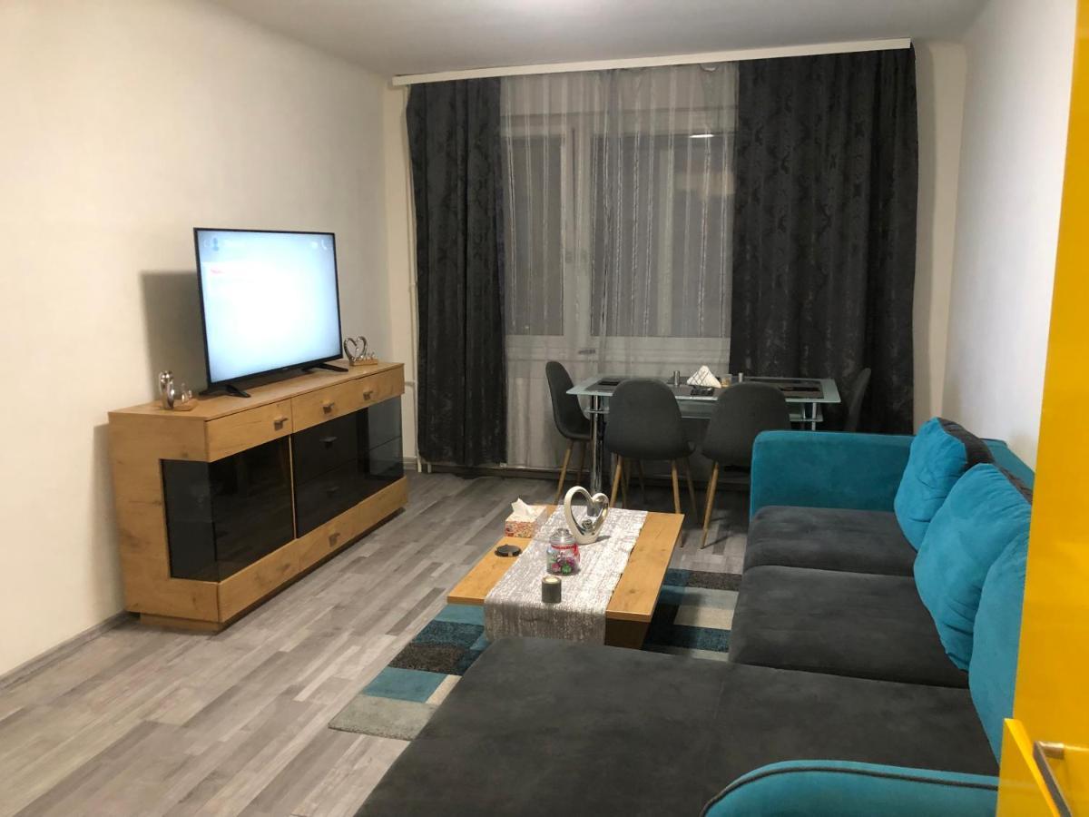 Amazing Location Apartment Vienna