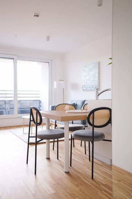 Apartment Bright & Wonderful At Oberlaa Therme Vienna