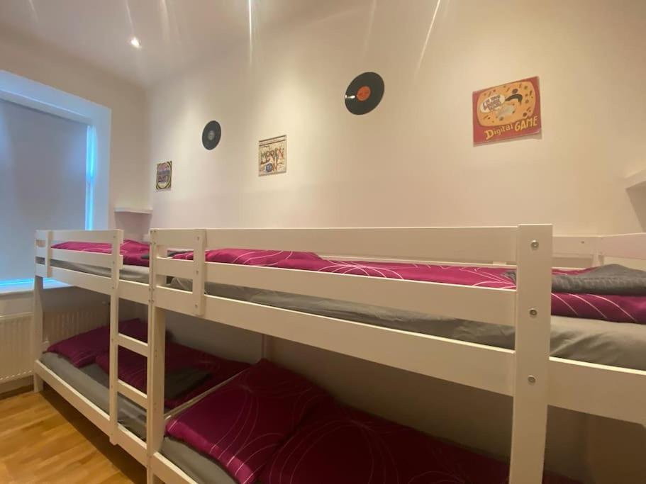 Apartment Cozy Appartm With + Airport/city Center Connection