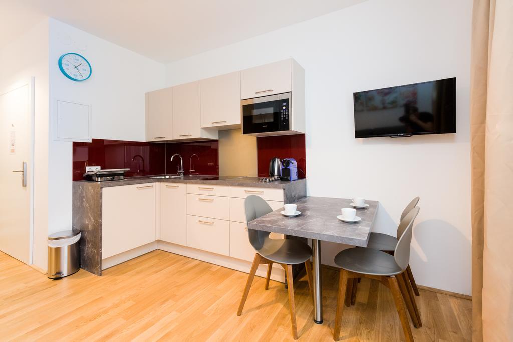 Apartamento Castellez 1020 *