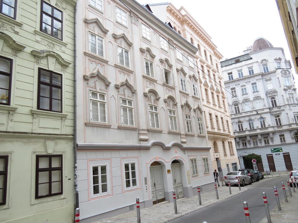 Apartment Rema 1070