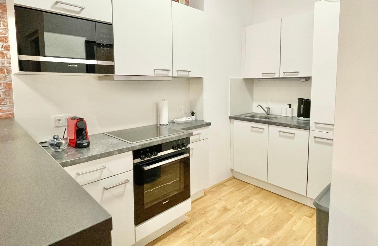 Premium With Terrace, A/c, Free Wifi And Netflix Wien