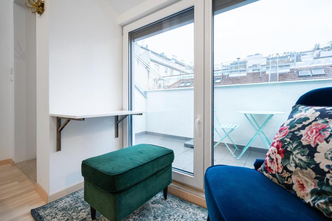 Stilvolle Dachgeschosswohnungen Mit Balkon In Innenstadt Naehe
