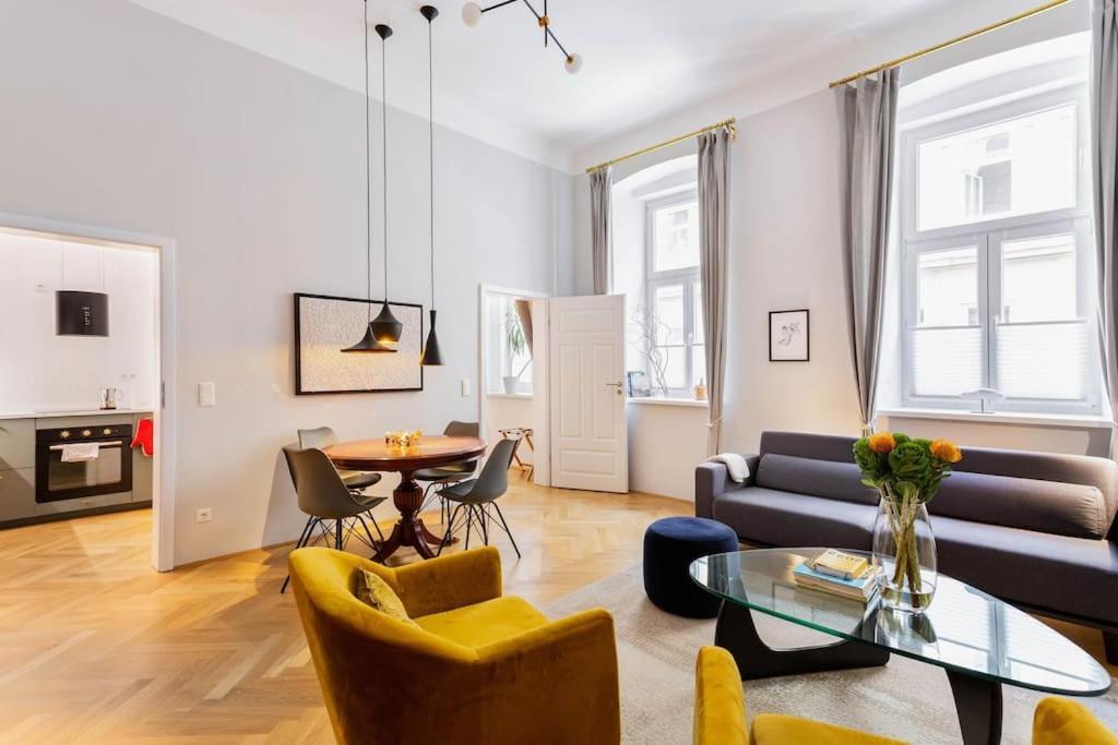 Center Apt In Best Area Near Park & Danube 20'to Airport Vienna