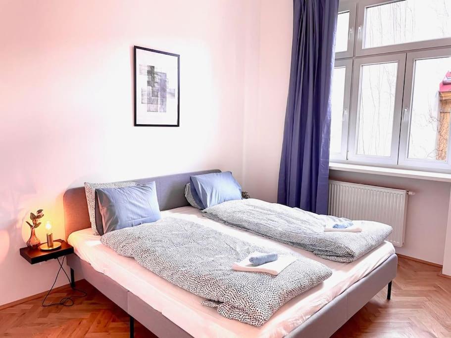 Apartment Brand New Spacious & Stylish Aptmt In City-centre *