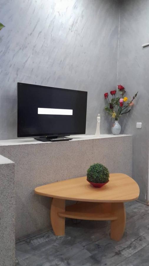 Economic 4p Wg Apartment *