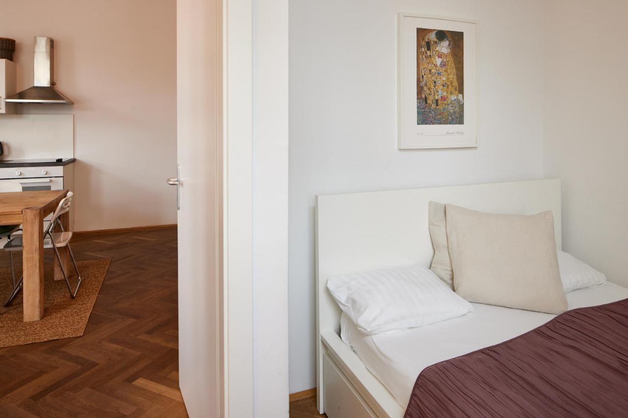 Hernalser Gürtel Ii By Easyb&b *