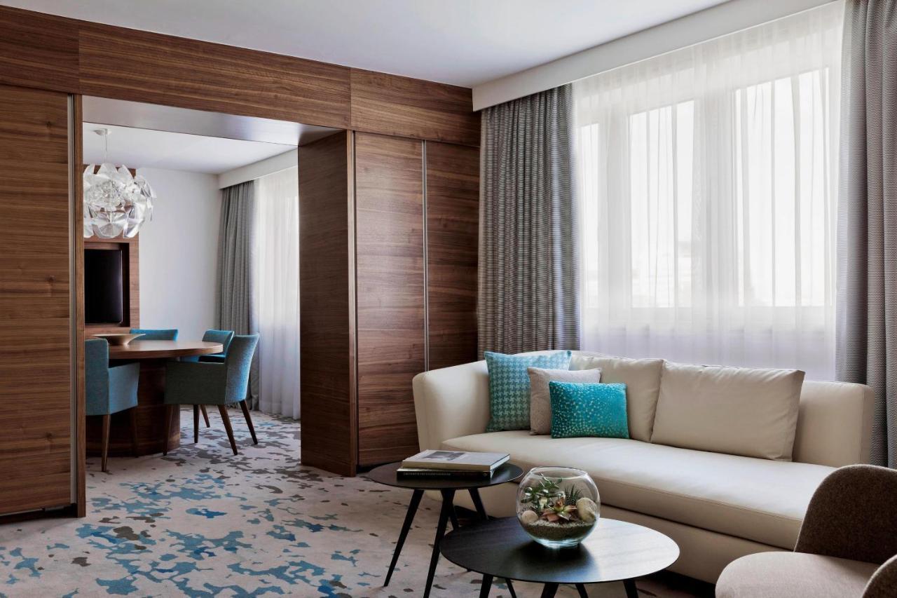 Marriott Hotel 5*