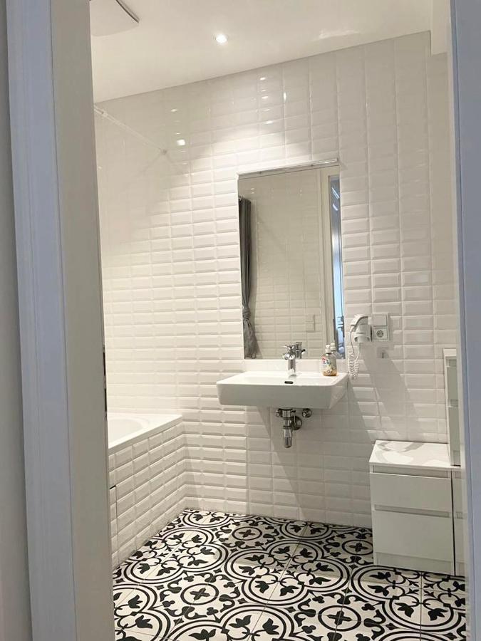 Apartment 1st La Opera Suites *