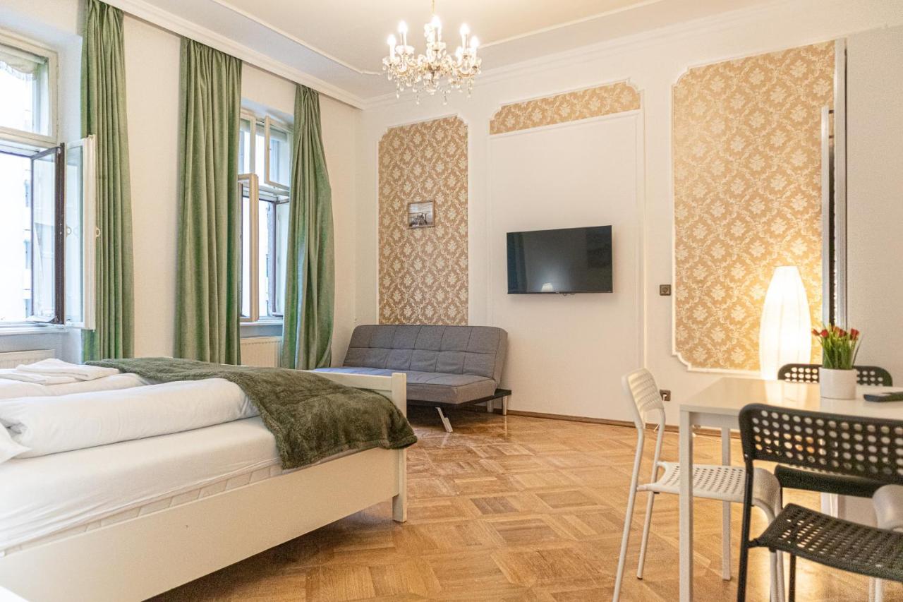 Apartment Large 4br Near Karlsplatz Ideal For Big Groups *