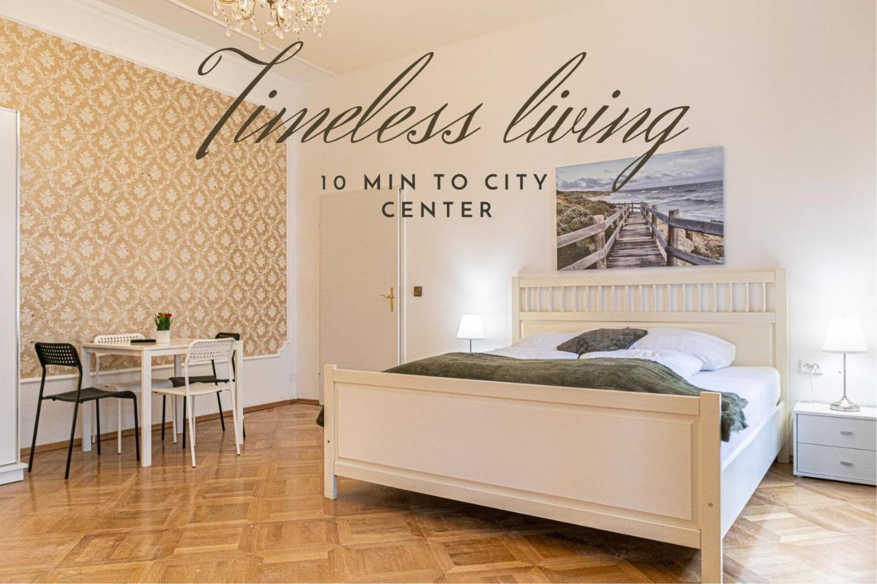 Large 4br Near Karlsplatz Ideal For Big Groups * Vienna