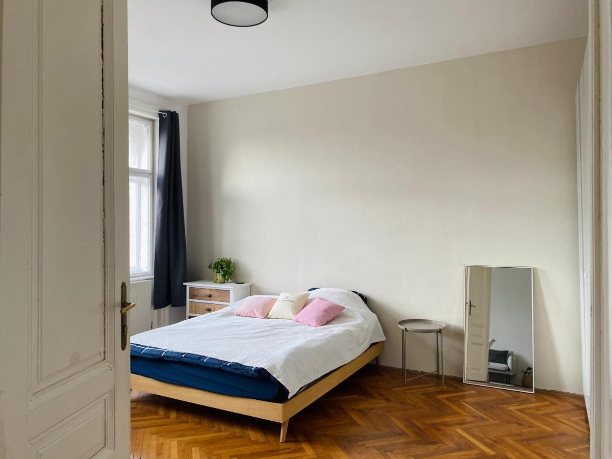 Apartment Charming Viennese Vienna