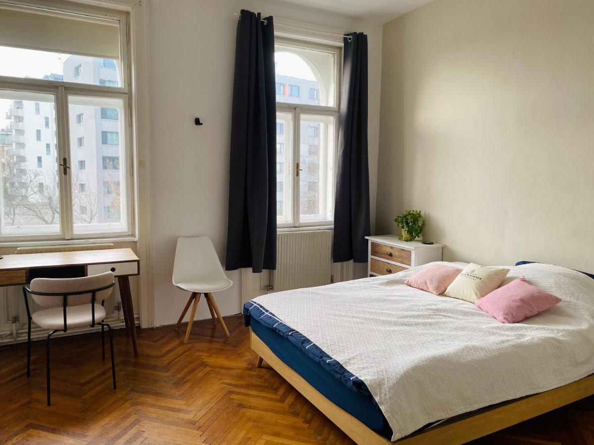 Charming Viennese Apartment