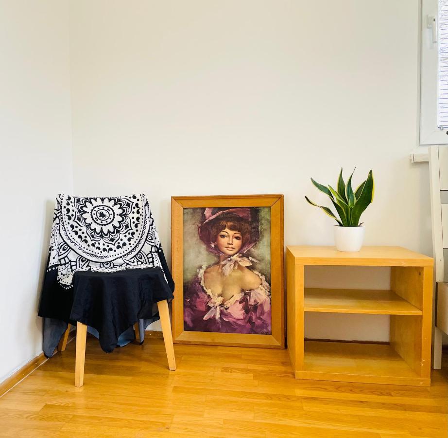 Homestay Karlsrooms *
